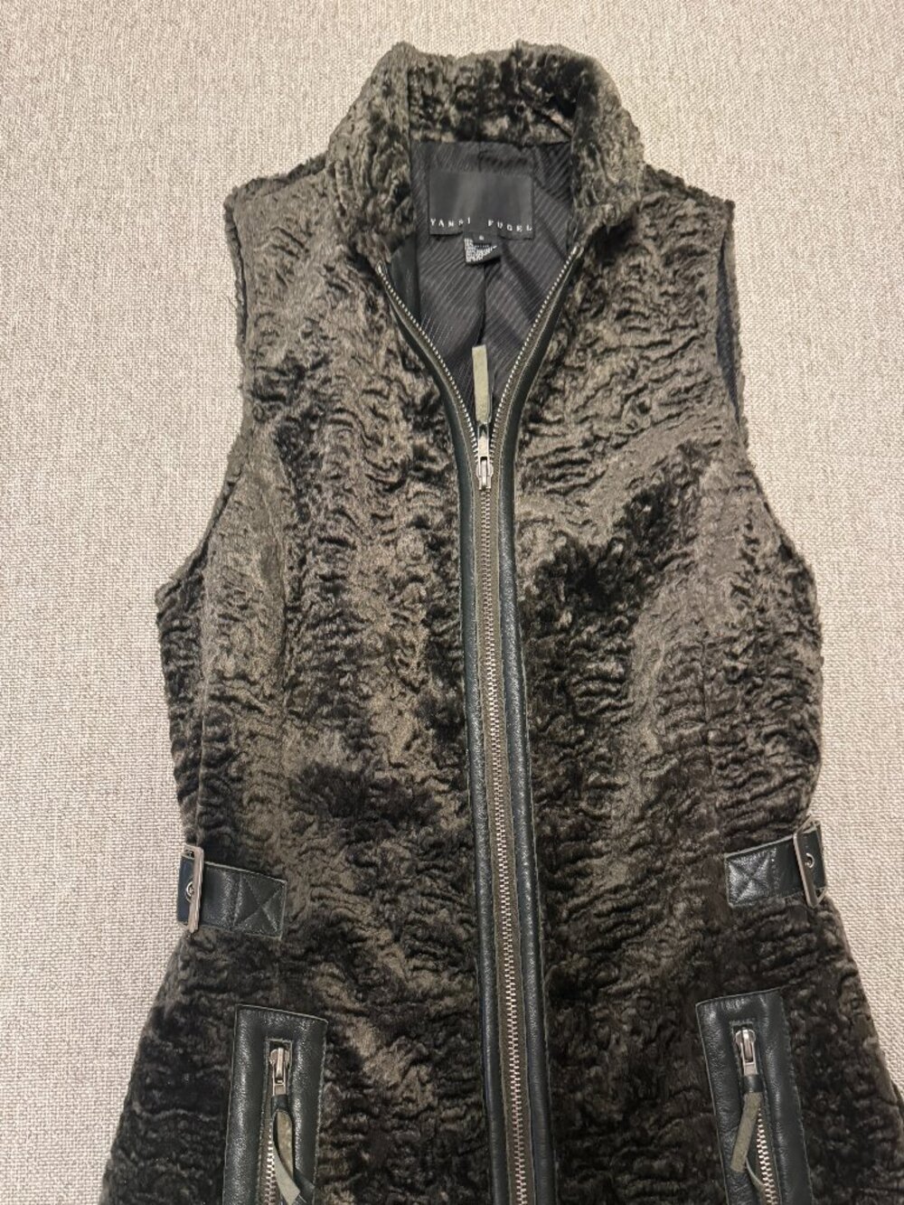 Yansi Fugel Size 6 faux fur with leather detail Vest dark olive